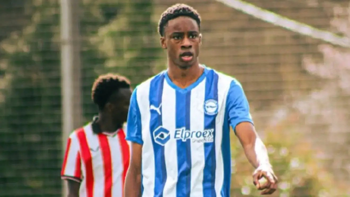 皇马签下16岁左后卫奥科里，击败拜仁巴萨等多队竞争|莫雷|巴塞罗那|阿拉维斯|莫雷托-卡萨芒|皇家马德里_新浪体育_新浪新闻