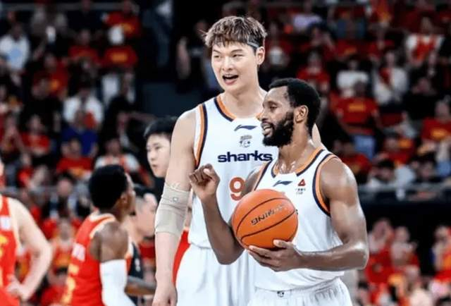 九游娱乐-G4上海93-101不敌广厦 球员评价：2人优秀，4人及格，4人低迷|古德温|浙江广厦|张镇麟|王哲林|闫鹏飞_新浪体育_新浪新闻